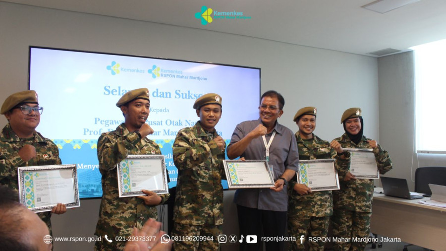 Penyerahan Sertifikat Penghargaan Komcad ASN Kementerian Kesehatan Gelombang I Tahun 2026 di Lingkungan  RSPON  Mahar Mardjono Jakarta