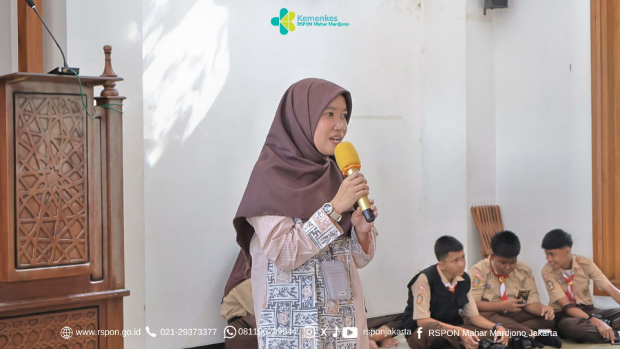 Tanamkan Kesadaran Menjaga Kesehatan Otak Sejak Dini, RSPON Mahar Mardjono Jakarta Gelar Pengabdian Masyarakat di SMPN 8 Menteng